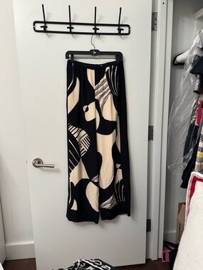 Abstract-Print Wide Leg Pants in Black & Cream
